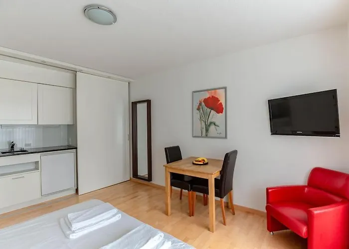 Charming In Old Town - Uz7 Appartement